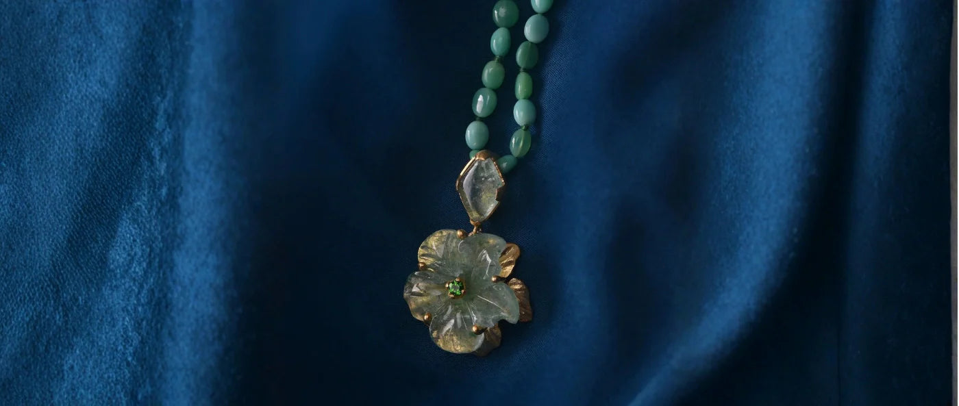 The Rosa Strawberry Onyx Pendant