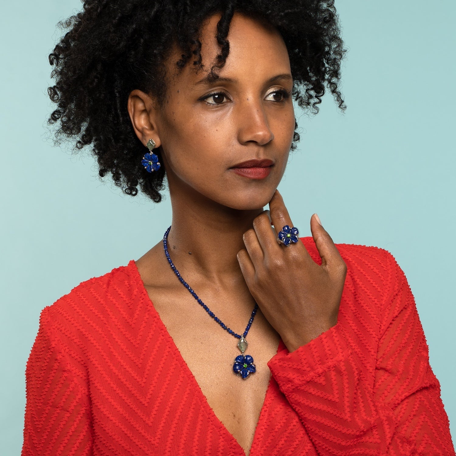 The Rosa Lapis Lazuli Dangle Earrings