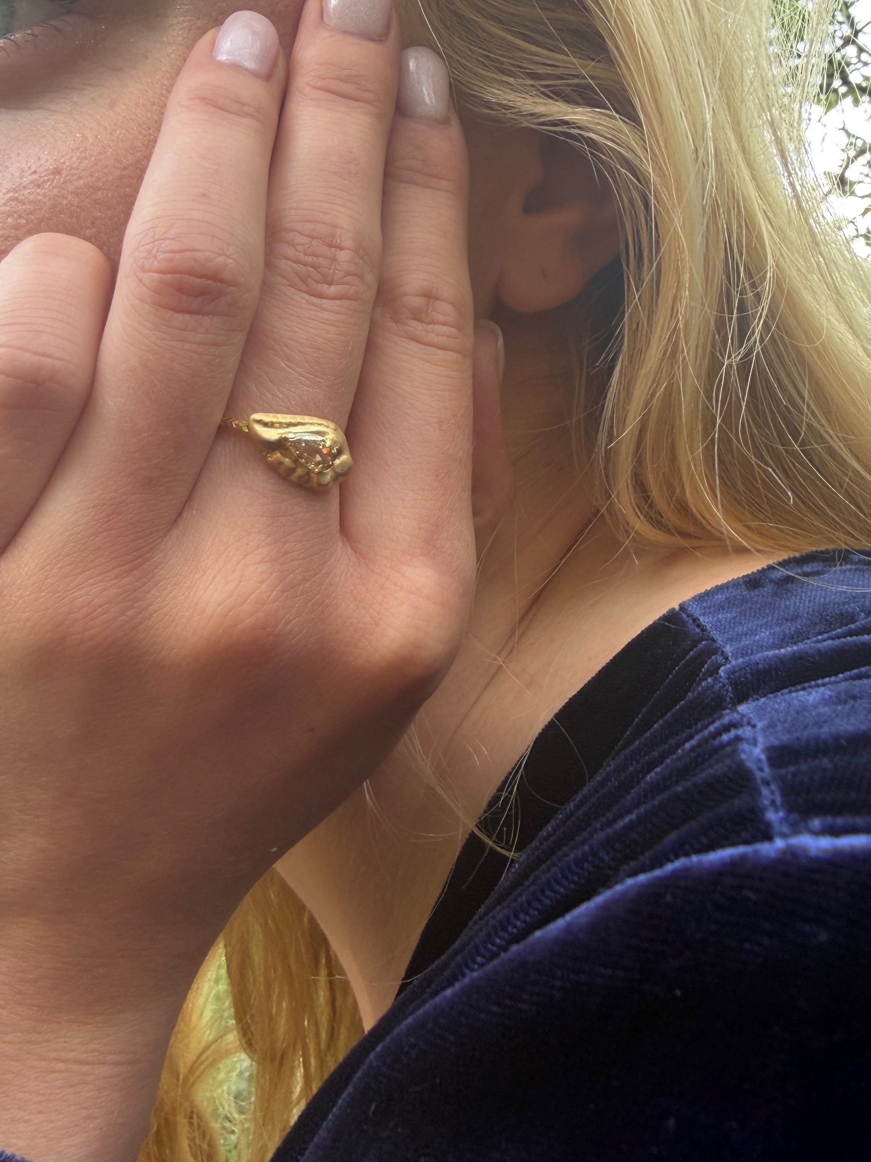 Pear Gold Embossed Diamond Ring