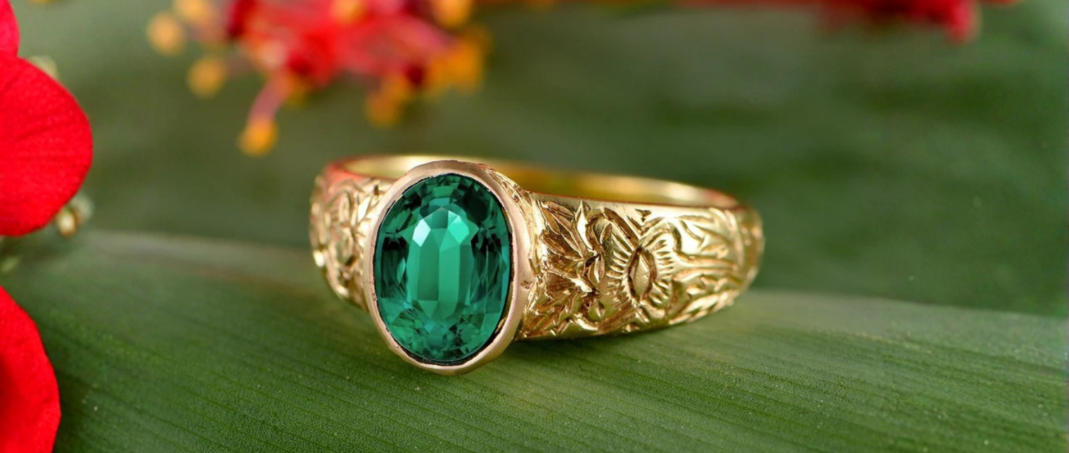 Maximalist Greens: Why Emeralds Are the Investment Stone of the Year