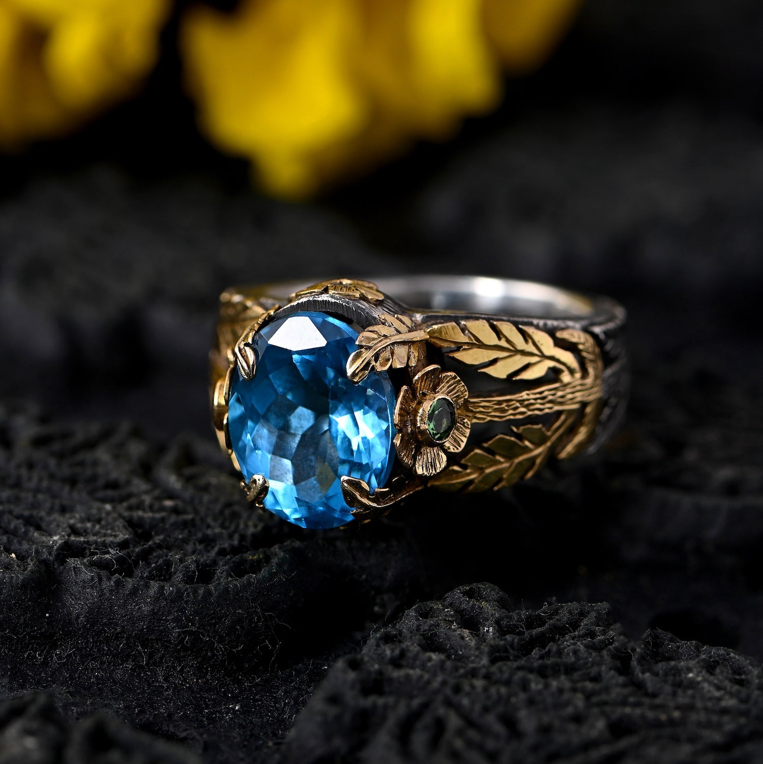 Beauty Blue Topaz Tsavorite Diamond Cocktail Ring