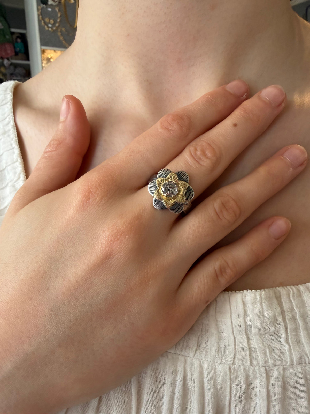 Diamond Gold Flower Ring