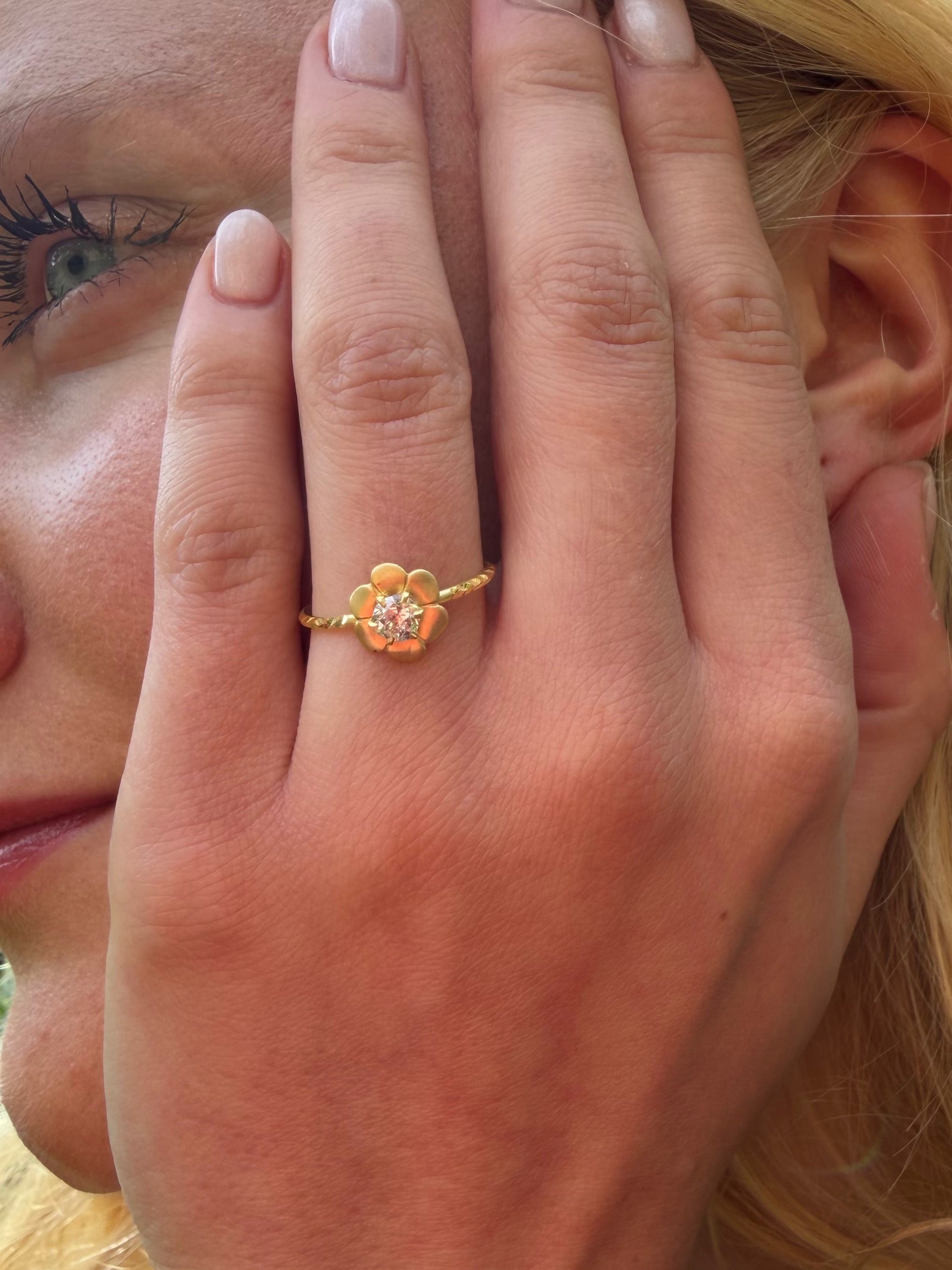 Old Mine Cut Diamond Gold Flower Ring